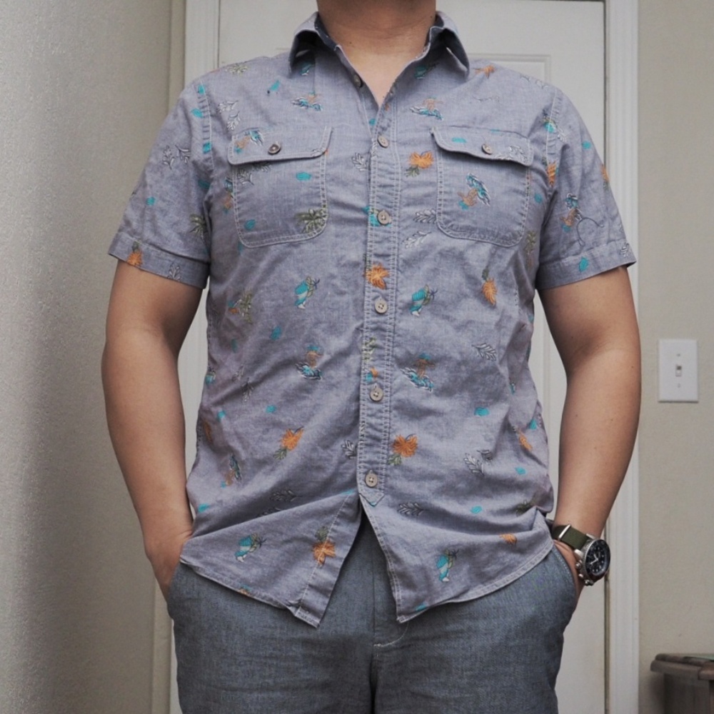 Short Sleeve Button-Up Bundle - image 3